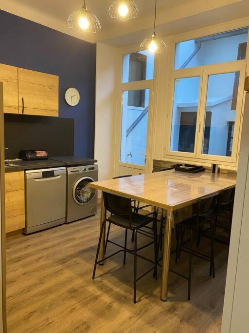 Gite De Tom Et Mag Classe 3 * Clevacances Villa Pontgibaud Eksteriør bilde