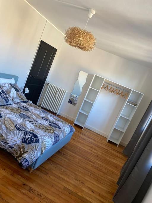 Gite De Tom Et Mag Classe 3 * Clevacances Villa Pontgibaud Eksteriør bilde
