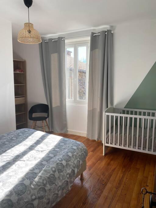 Gite De Tom Et Mag Classe 3 * Clevacances Villa Pontgibaud Eksteriør bilde