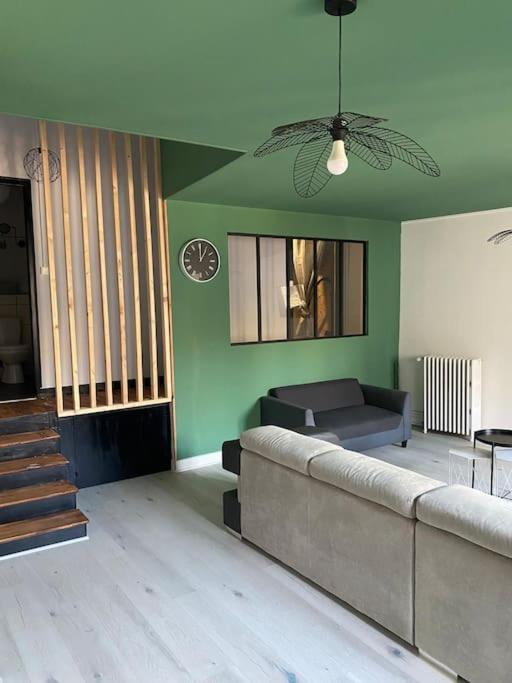 Gite De Tom Et Mag Classe 3 * Clevacances Villa Pontgibaud Eksteriør bilde